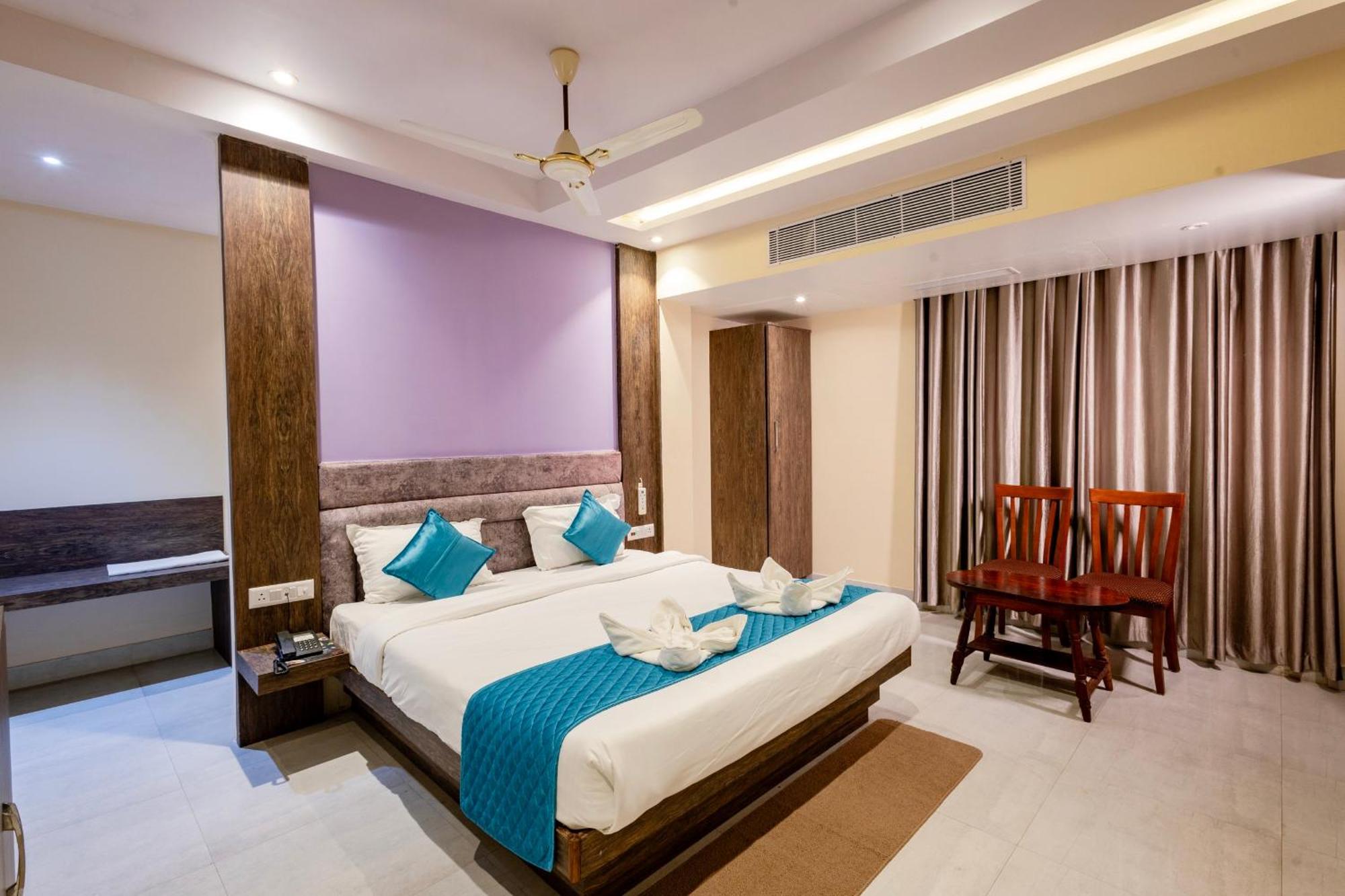 Hotel Serene Palace ميناء بلير المظهر الخارجي الصورة